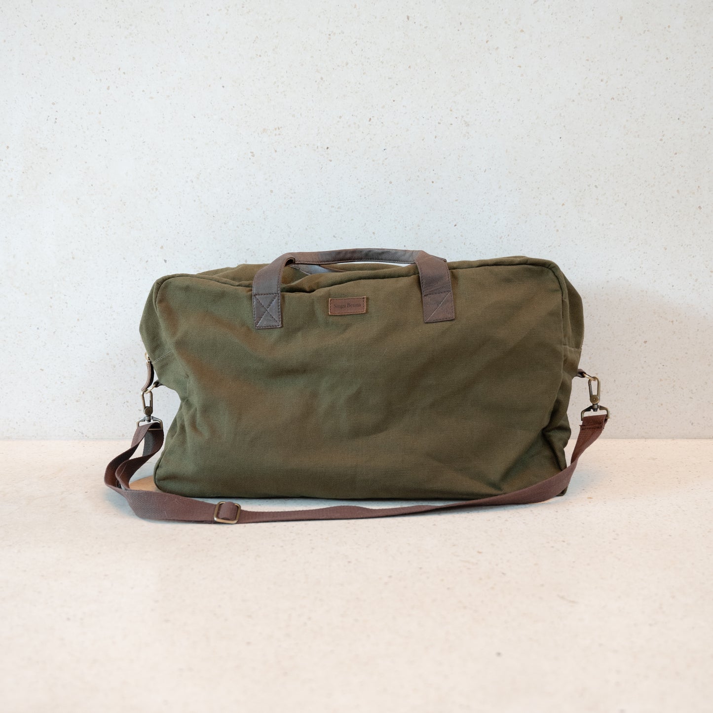 Weekend duffle bag
